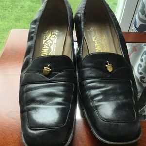 Vintage Black Salvatore Ferragamo Flats 9 AA